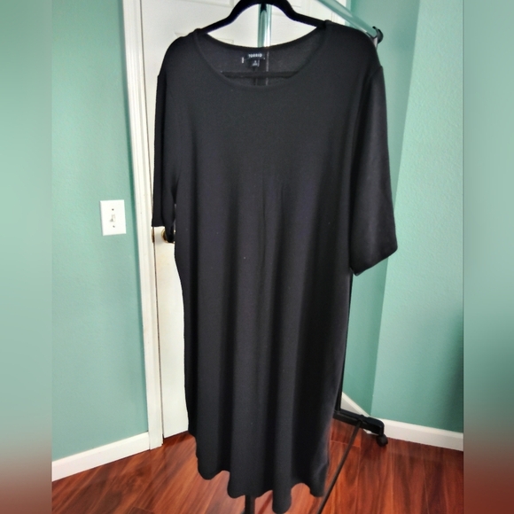 Torrid Black T-Shirt Midi Dress Size 3 Plus Size Soft Stretch Knit Casual LBD - Picture 4 of 8